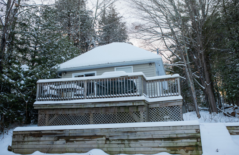 Cottage exterior at Myers Cave Resort.