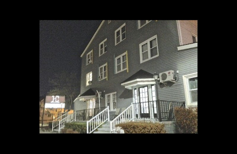Exterior view of Hotel Charlee.