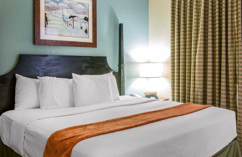 Guest room at Mountain Run at Boyne.