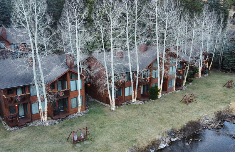 Exterior view of Aspen Winds.