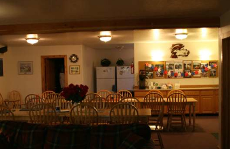 Dining room at Gone Fishin' Lodge.