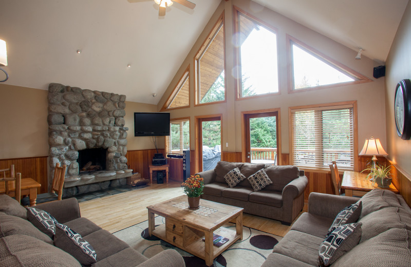 Living room at Lorimer Ridge Lodge.