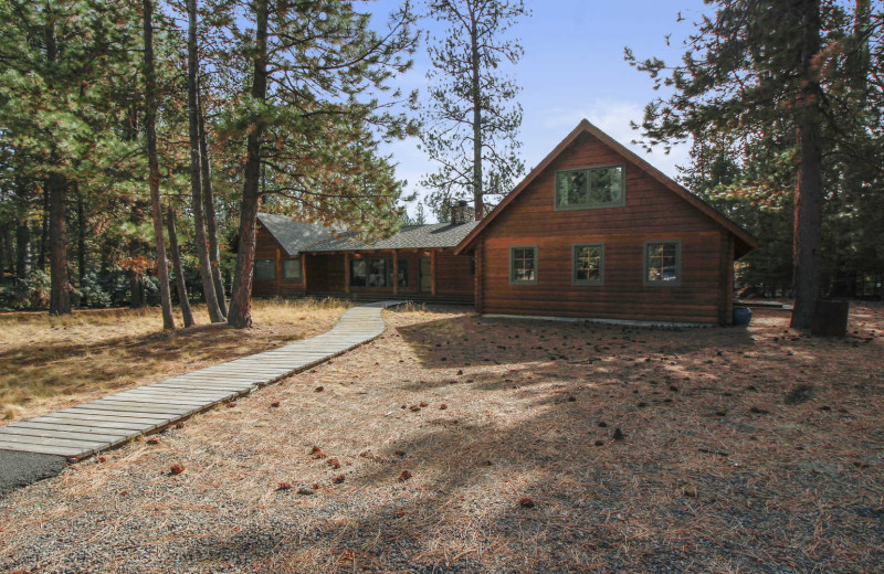 Rental exterior at Mountain Resort Properties.