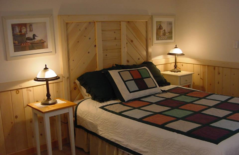 Guest bedroom at Spring Hill on Rainbow Lake.