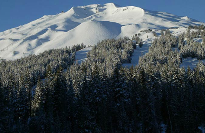 Beautiful Mountain Views at Seventh Mountain Resort 