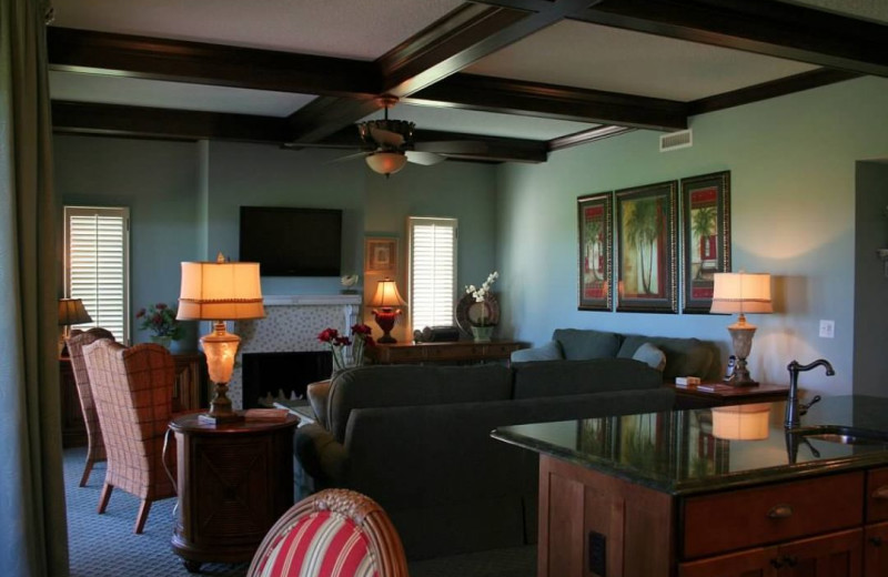 Rental living room at Amelia Island Rentals, Inc.