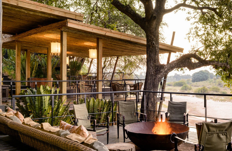 Patio at Singita Ebony Lodge.