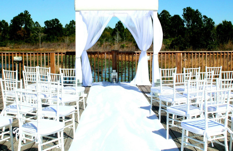 Wedding ceremony at Lake Eve Resort.