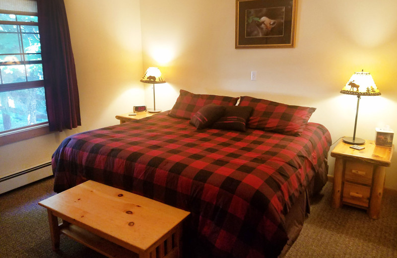 Guest bedroom at Skyport Lodge.
