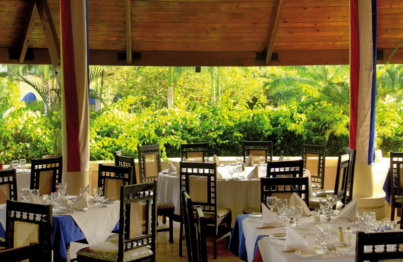 Dining Tables at Barceló Capella Beach