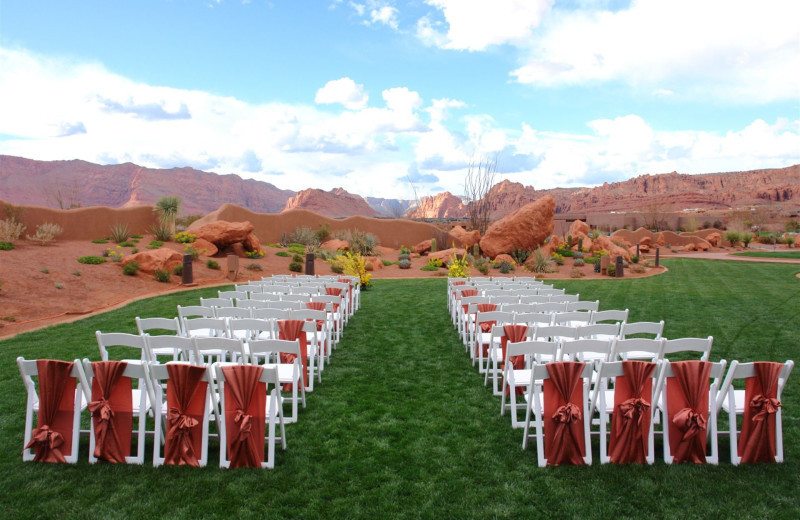 Outdoor wedding ceremony at The Inn at Entrada.