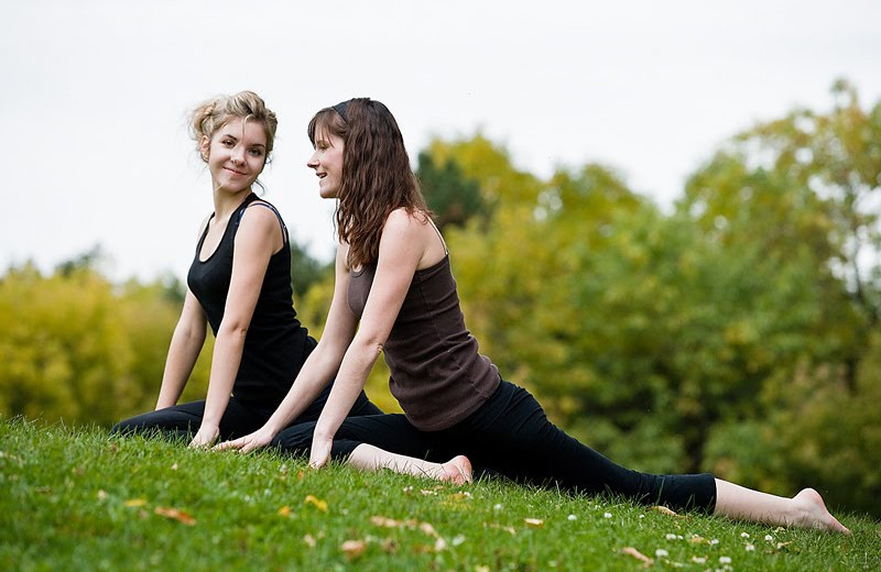 Yoga at Honeymoon Bay Lodge & Retreat.