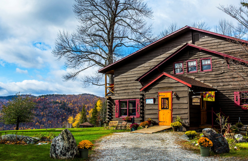 Exterior view of Garnet Hill Lodge.