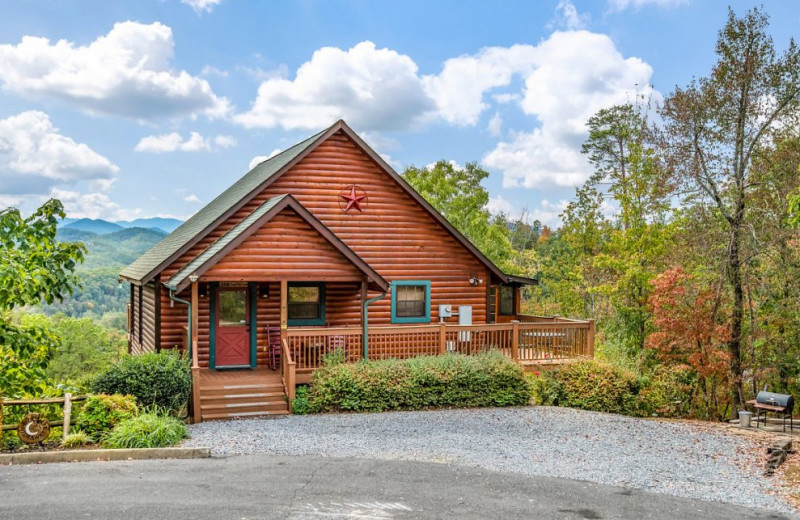 Cabin exterior at Summit Cabin Rentals.