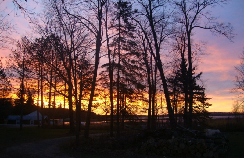 Sunset at Anchor Inn Resort.