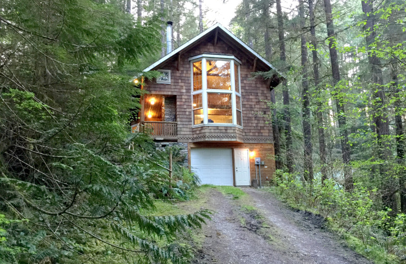 Rental exterior at Mt. Baker Lodging.