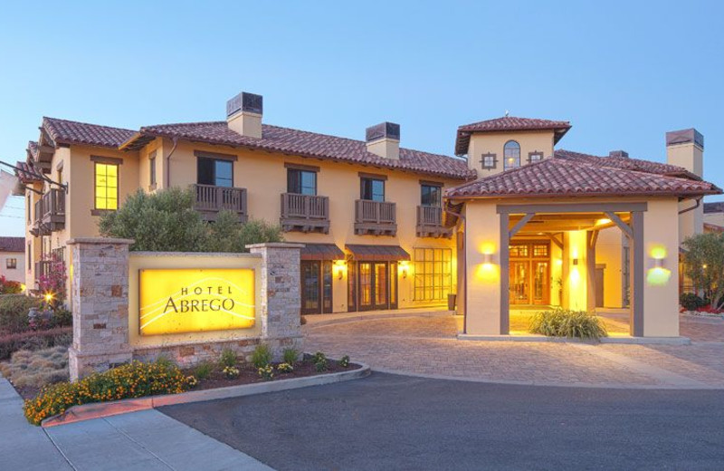 Exterior View of Hotel Abrego