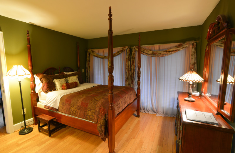 Guest room at Pilot Knob Inn Bed & Breakfast.