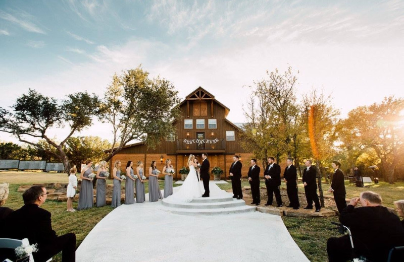 Weddings at Log Country Cove.