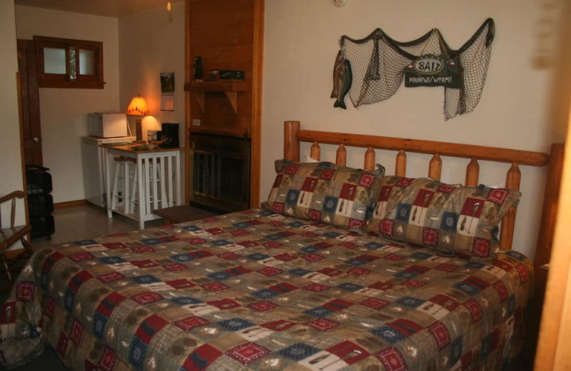 Guest room at Misty Mountain Lodge.