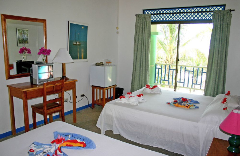 Guest room at Aparthotel Mirador de Samara.