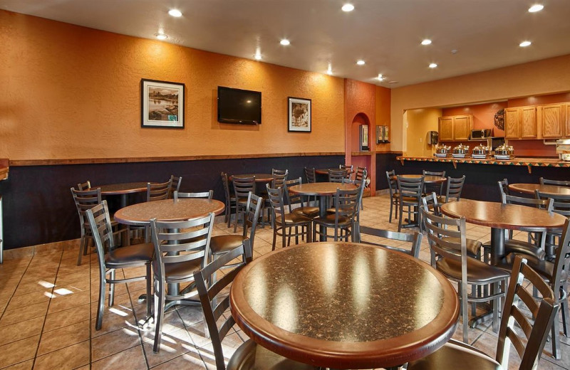 Dining at Best Western Plus Inn of Sedona.