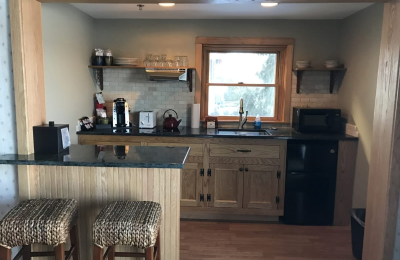 Guest kitchen at Golden Arrow Lakeside Resort.