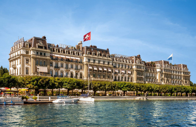 Exterior view of Grand Hotel National.