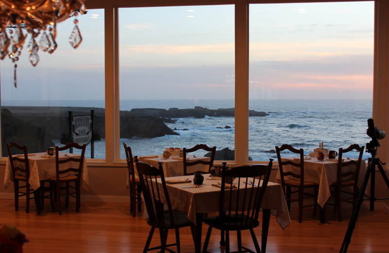 Dining at Agate Cove Inn.