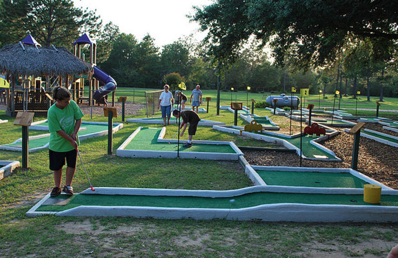 Mini golf at Gulf Pines RV Park.