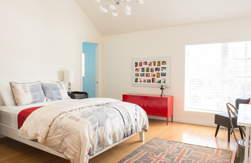 Up stair queen bedroom with ensuite