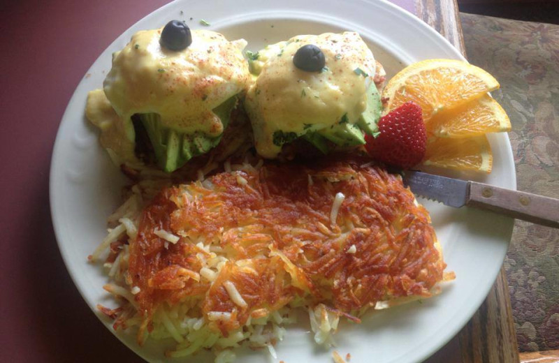 Breakfast at Marianis Inn.