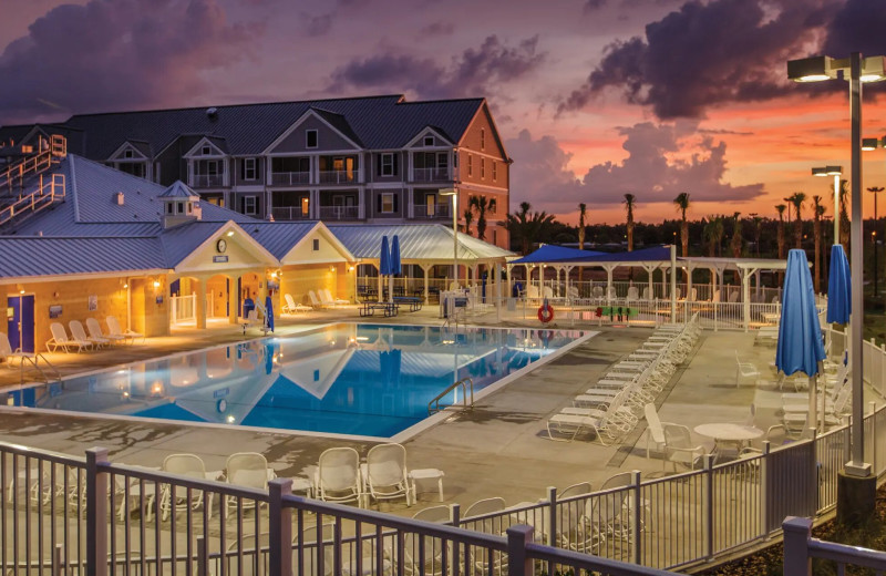 Outdoor pool at Orlando Breeze Resort.