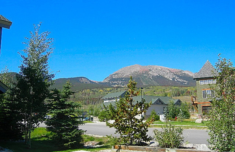 Rental exterior at Summit Vacations.