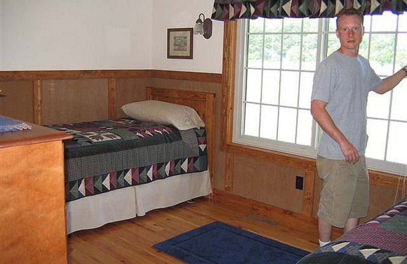 Cottage bedroom at Riverbend Retreat Resort Lodge & Cottages.