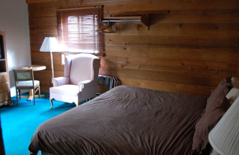 Guest room at Aspen View Lodge.