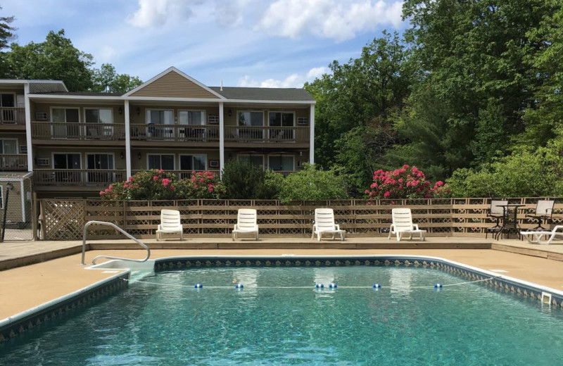 Outdoor pool at Misty Harbor & Barefoot Beach Resort.