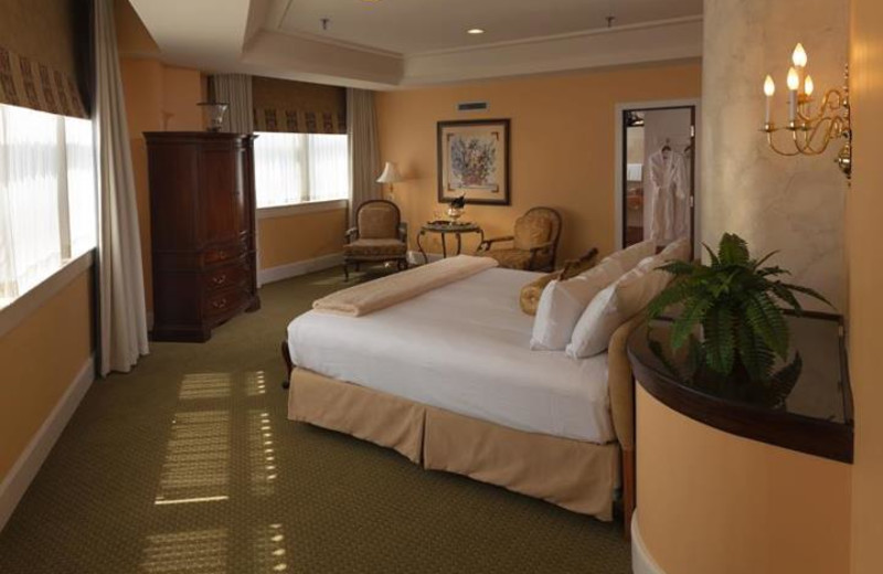 Guest Room at the Haywood Park Hotel