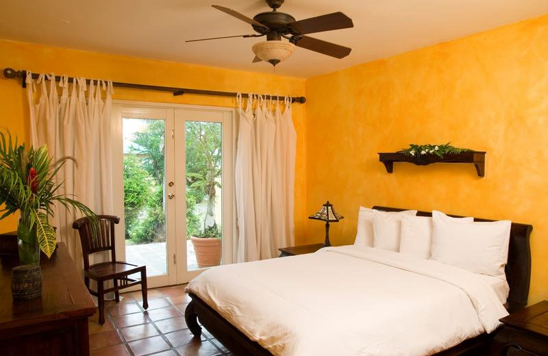 Guest room at Villa Montana Beach Resort.