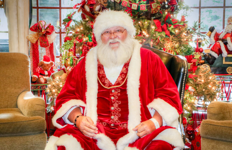 Santa at The Inn at Christmas Place.