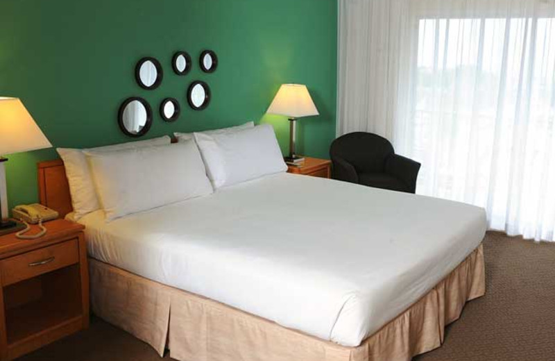 Guest room at Palos Verdes Inn.