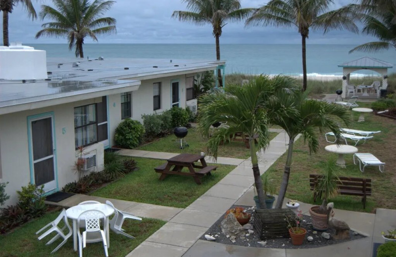 Exterior view of Gulf Sands Beach Motel 