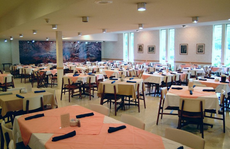 Conference room at Mammoth Cave Hotel.