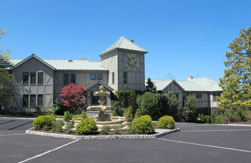 Exterior view of Castle Hotel & Spa.