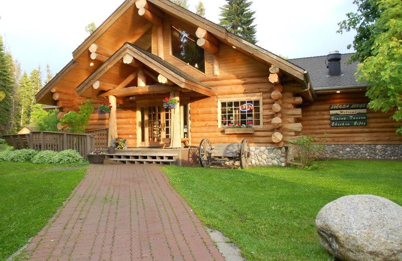 Exterior view of Lochsa Lodge.