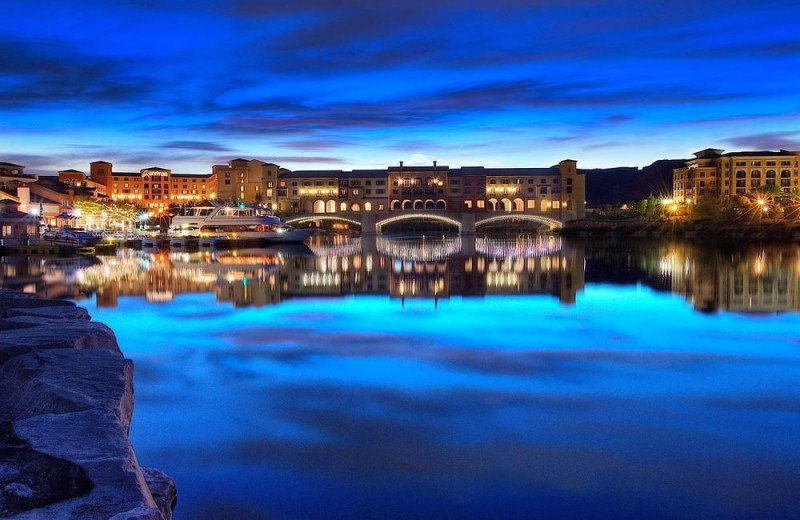 Exterior view of Hilton Lake Las Vegas Resort & Spa.