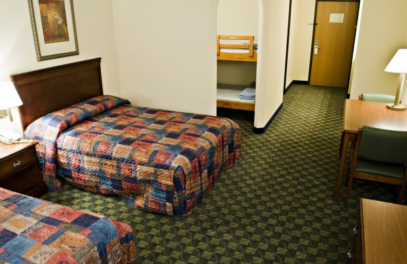 Guest room at Castle Rock Resort and Waterpark.