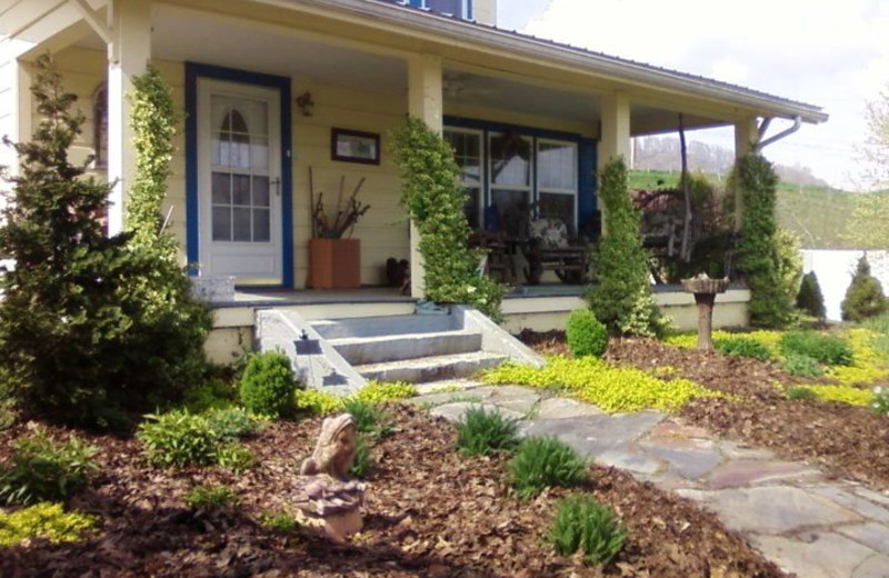 Welcome to The Gardener's House at Frog Holler
