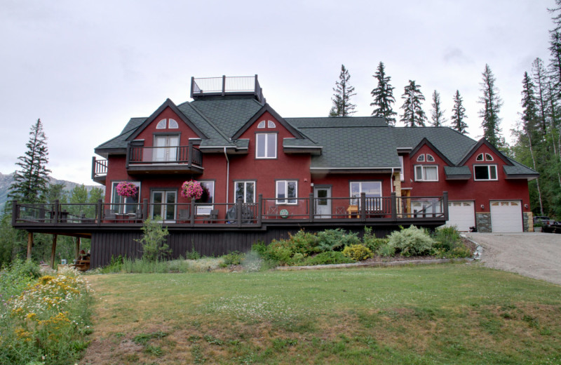 Rental exterior at Fernie Central Reservations.