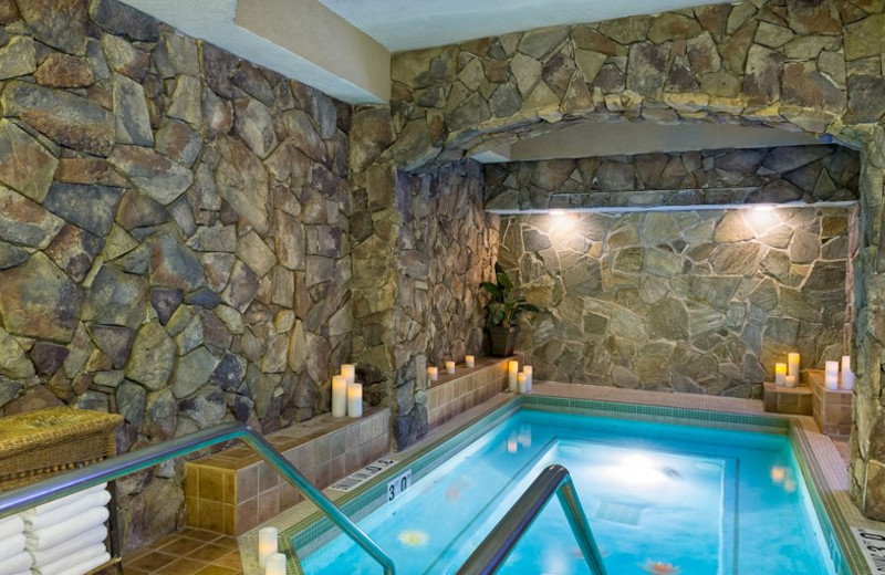 Indoor hot tub at Westgate Park City Resort & Spa.